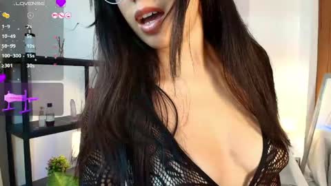 Snapshot of luna_ferrer10 chatting on May 2026 08:59:01 PM Luna Ferrer online show from May 2026 08:59:01 PM