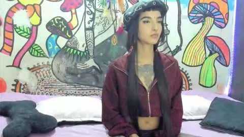 luna_gc online show from September 2025 08:34:02 PM