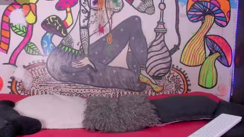 luna_gc online show from April 2026 03:02:01 PM