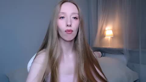 Luna online show from June 2026 09:51:02 PM