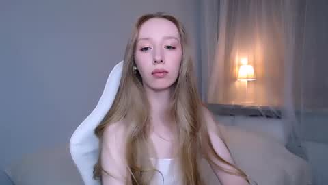 Luna online show from June 2026 10:56:02 PM