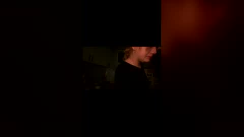 Snapshot of luna_linn chatting on February 2026 02:37:02 PM Luna online show from February 2026 02:37:02 PM