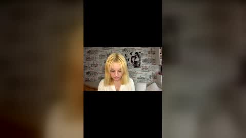 Luna online show from March 2026 12:21:02 PM