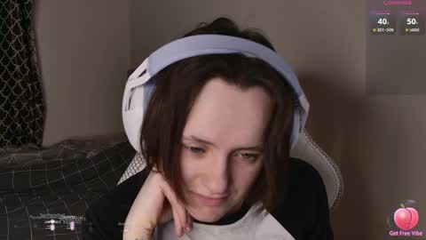 luna_loveeee online show from April 2026 04:02:02 AM