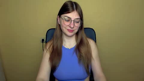 Luna online show from April 2026 08:52:02 AM