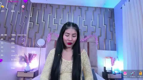Snapshot of luna_maisonn chatting on February 2026 04:32:01 AM LUNA online show from February 2026 04:32:01 AM