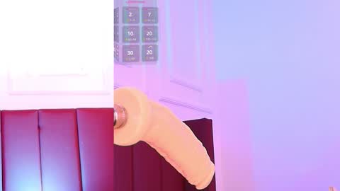 Snapshot of luna_monroe_ chatting on February 2026 04:36:01 PM online show from February 2026 04:36:01 PM