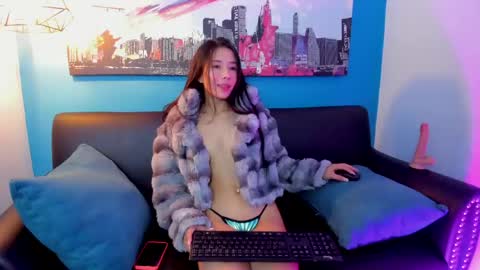 Luna Rosse  online show from May 2026 02:01:02 PM