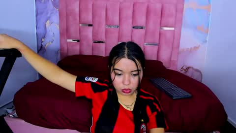 Snapshot of luna_sweeett_ chatting on January 2025 03:30:02 PM Luna online show from January 2025 03:30:02 PM