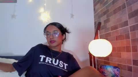 luna_valen online show from February 2026 09:31:01 PM