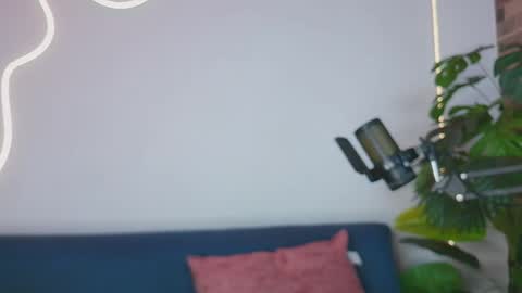 luna_valen online show from June 2026 05:10:01 AM