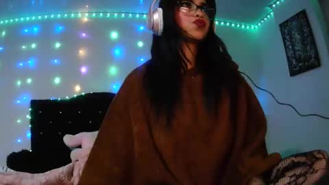 Snapshot of luna_velvet7 chatting on May 2026 01:24:02 AM luna_velvet7 online show from May 2026 01:24:02 AM