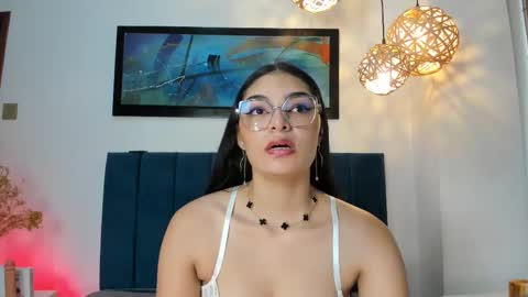 Luna Aspen online show from September 2025 06:20:01 PM