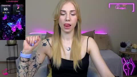 Snapshot of lunabelli chatting on May 2026 06:44:02 AM LunaBelli online show from May 2026 06:44:02 AM