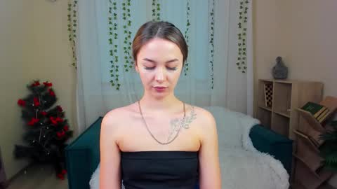 Snapshot of lunadairy1_ chatting on January 2026 11:27:02 AM lunadairy1_ online show from January 2026 11:27:02 AM