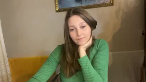 lunafeather online show from March 2026 06:24:02 PM