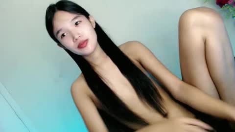 Snapshot of lunafoxx_ chatting on April 2026 11:06:01 PM lunafoxx_ online show from April 2026 11:06:01 PM