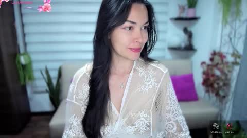 Luna online show from September 2025 02:56:02 AM