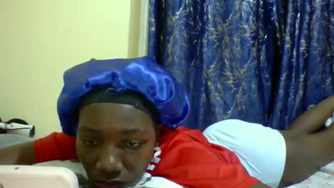 lunah_kitty online show from May 2026 08:08:02 AM