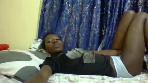 lunah_kitty online show from May 2026 06:42:02 PM