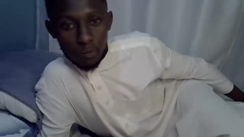 Snapshot of lunalove22_ chatting on September 2025 03:06:02 AM lunalove22_ online show from September 2025 03:06:02 AM