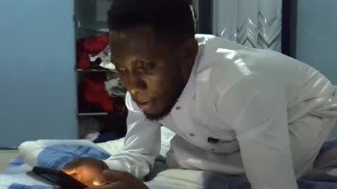 Snapshot of lunalove22_ chatting on November 2025 04:23:01 PM lunalove22_ online show from November 2025 04:23:01 PM