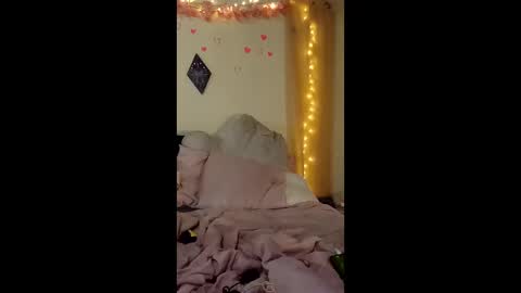 Snapshot of lunanova4 chatting on January 2026 02:35:02 AM lunanova4 online show from January 2026 02:35:02 AM