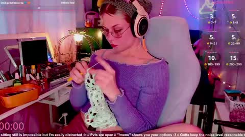 Luna online show from April 2026 05:53:02 PM