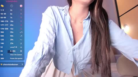 Aisha online show from December 2024 10:19:02 AM