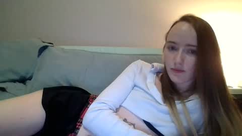 Snapshot of lunapixie2020 chatting on February 2025 01:09:01 AM lunapixie2020 online show from February 2025 01:09:01 AM