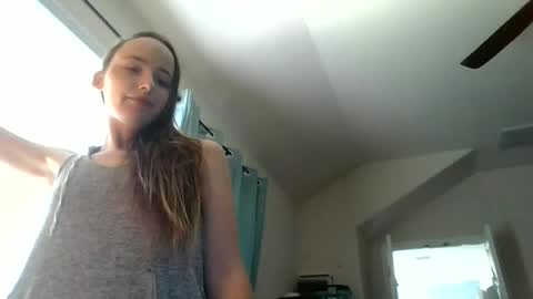 Snapshot of lunapixie2020 chatting on June 2026 09:30:02 PM lunapixie2020 online show from June 2026 09:30:02 PM