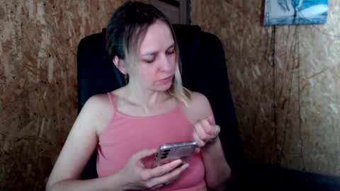 Luna online show from March 2026 12:22:01 PM