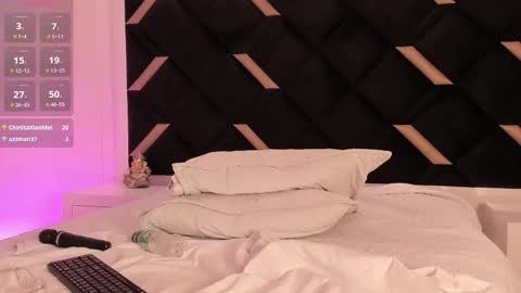 Snapshot of lunara_vall chatting on February 2026 06:26:01 AM Lia 3 online show from February 2026 06:26:01 AM