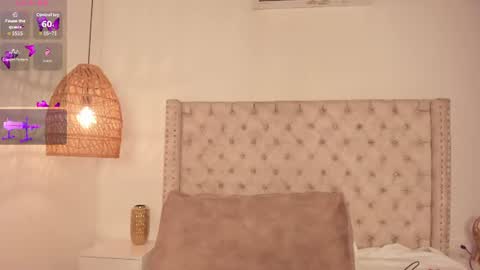 Snapshot of lunara_vall chatting on June 2026 05:38:02 AM Lia 3 online show from June 2026 05:38:02 AM