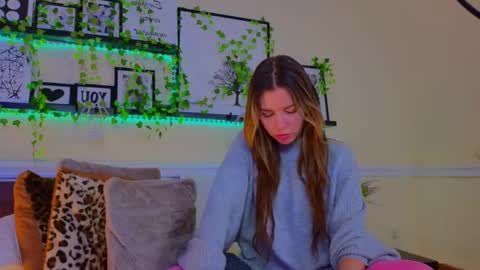 Snapshot of lunarishi chatting on March 2025 09:38:01 AM Luna Rishi online show from March 2025 09:38:01 AM