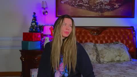 Snapshot of lunarishi chatting on January 2026 05:27:02 PM Luna Rishi online show from January 2026 05:27:02 PM