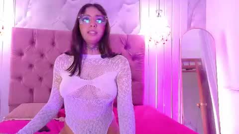 Snapshot of lunarosse18 chatting on July 2026 02:43:01 AM LunaRose-Next Stream at 0545hs GMT online show from July 2026 02:43:01 AM