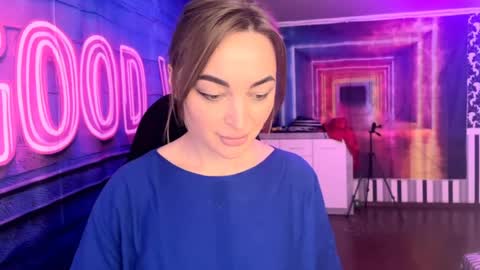 Snapshot of lunasky1111 chatting on April 2026 09:13:01 AM Meryem online show from April 2026 09:13:01 AM