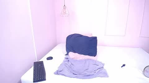 Luna online show from March 2026 01:51:03 PM