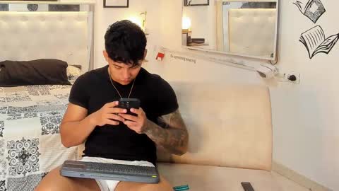 Lunay online show from September 2025 12:21:02 AM