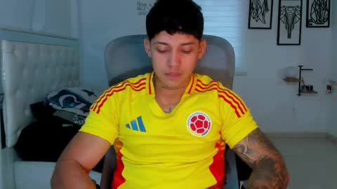 Lunay online show from March 2026 06:09:02 PM