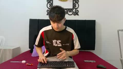 Snapshot of lunaydream chatting on July 2026 11:47:02 AM lunaydream online show from July 2026 11:47:02 AM