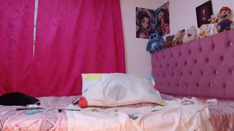 Snapshot of lunita2020x chatting on September 2025 12:34:02 AM Luna online show from September 2025 12:34:02 AM