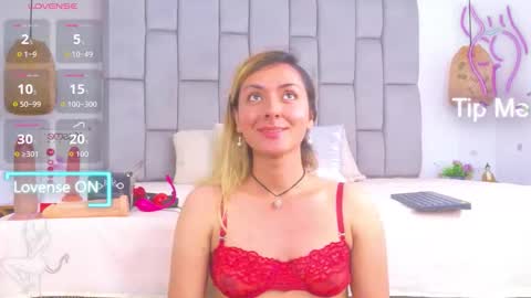 lunitadiva online show from October 2025 01:56:02 PM