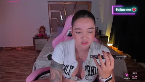 LUNA ROSE online show from April 2026 03:22:01 AM