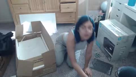 Snapshot of lunobbione chatting on January 2026 04:53:02 PM Lunobbione online show from January 2026 04:53:02 PM