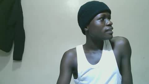 luoislove online show from October 2025 08:44:01 AM