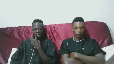 luoislove online show from April 2026 05:38:01 AM