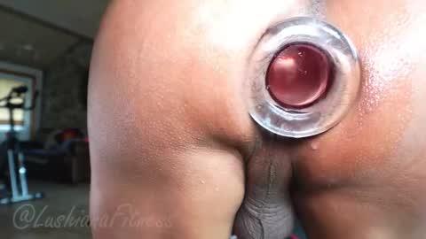 SHOWS ALL MONDAY WEDNESDAYFRIDAYSATURDAY  IN THE MORNING online show from September 2025 06:41:02 PM