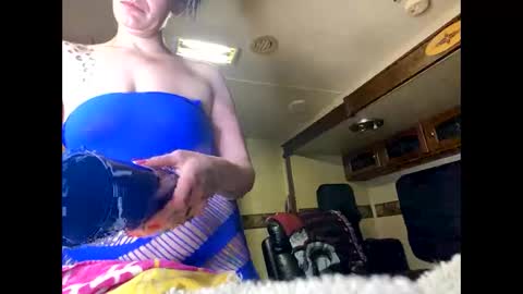 Kikithebaee online show from February 2025 12:48:02 AM